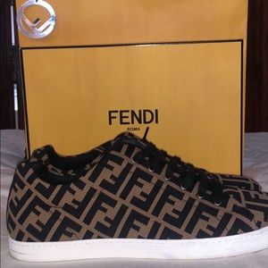 Fendi men sneakers